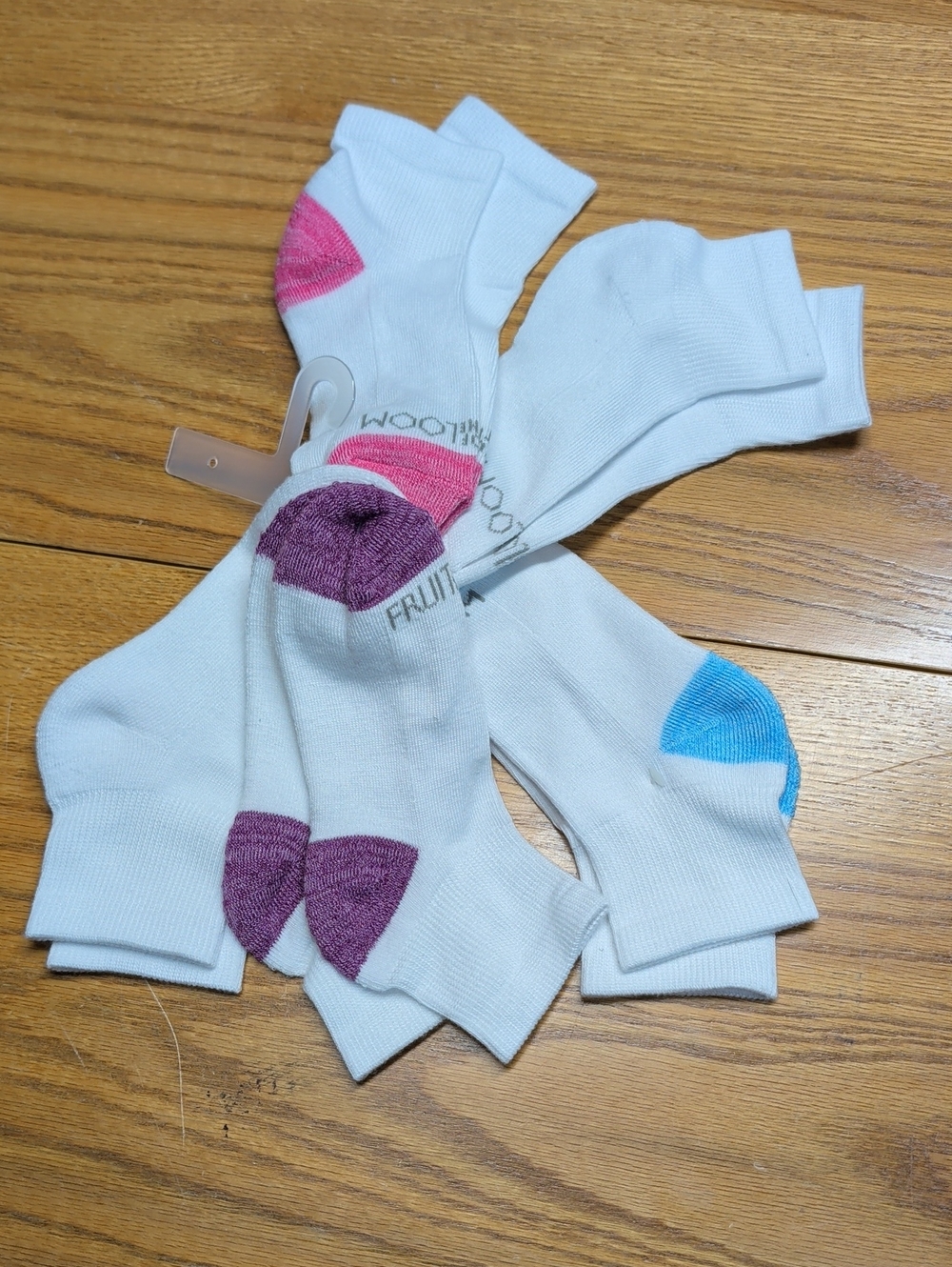 NWT Fruit Of The Loom Girls Socks